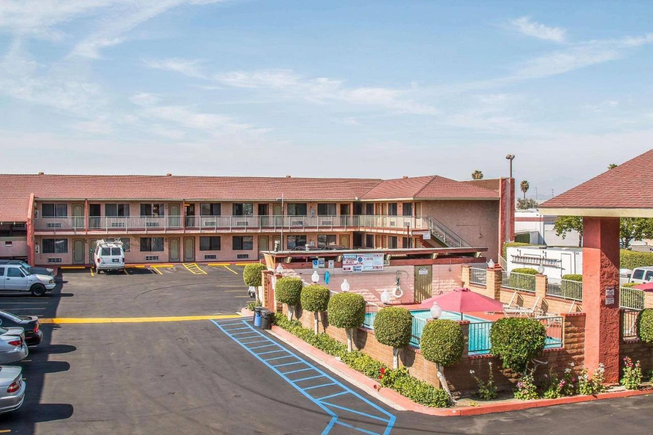 Econo Lodge Anaheim North Luaran gambar