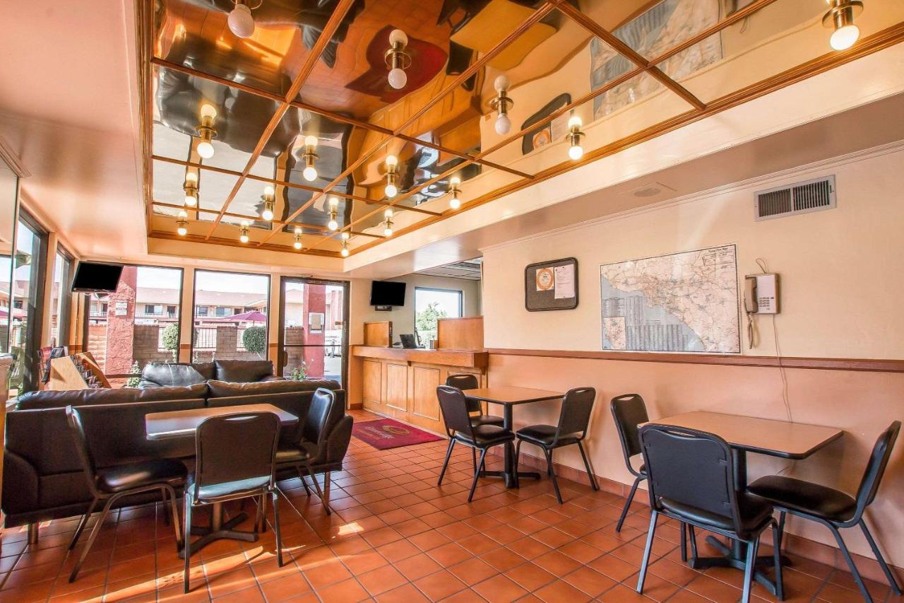 Econo Lodge Anaheim North Luaran gambar
